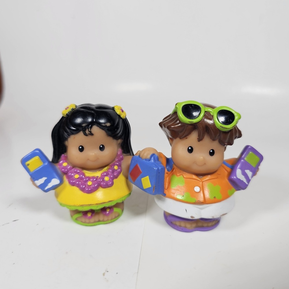 2005 Fisher-Price Little People figure dressed for a‎ vacation
